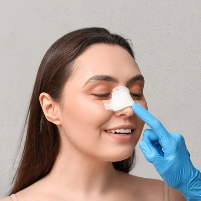 Técnica de rinoplastia y su influencia en los tiempos de recuperación postoperatoria